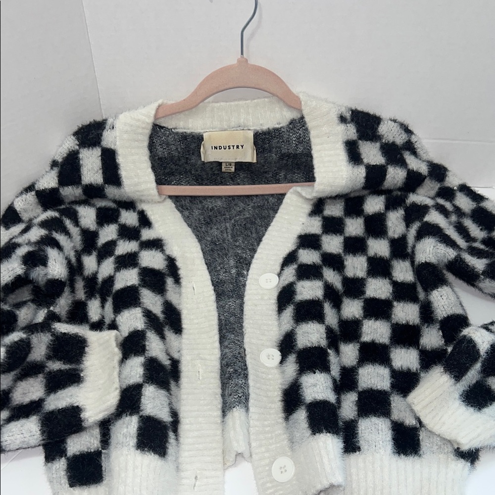 INDUSTRY Checkerboard Fuzzy Cardigan in Black & White size Large